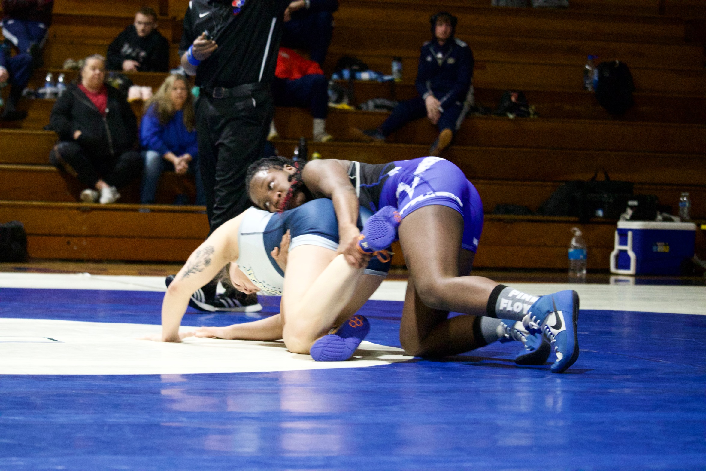 St. Andrews women's wrestling team scores victory over Montreat College, men suffer narrow loss