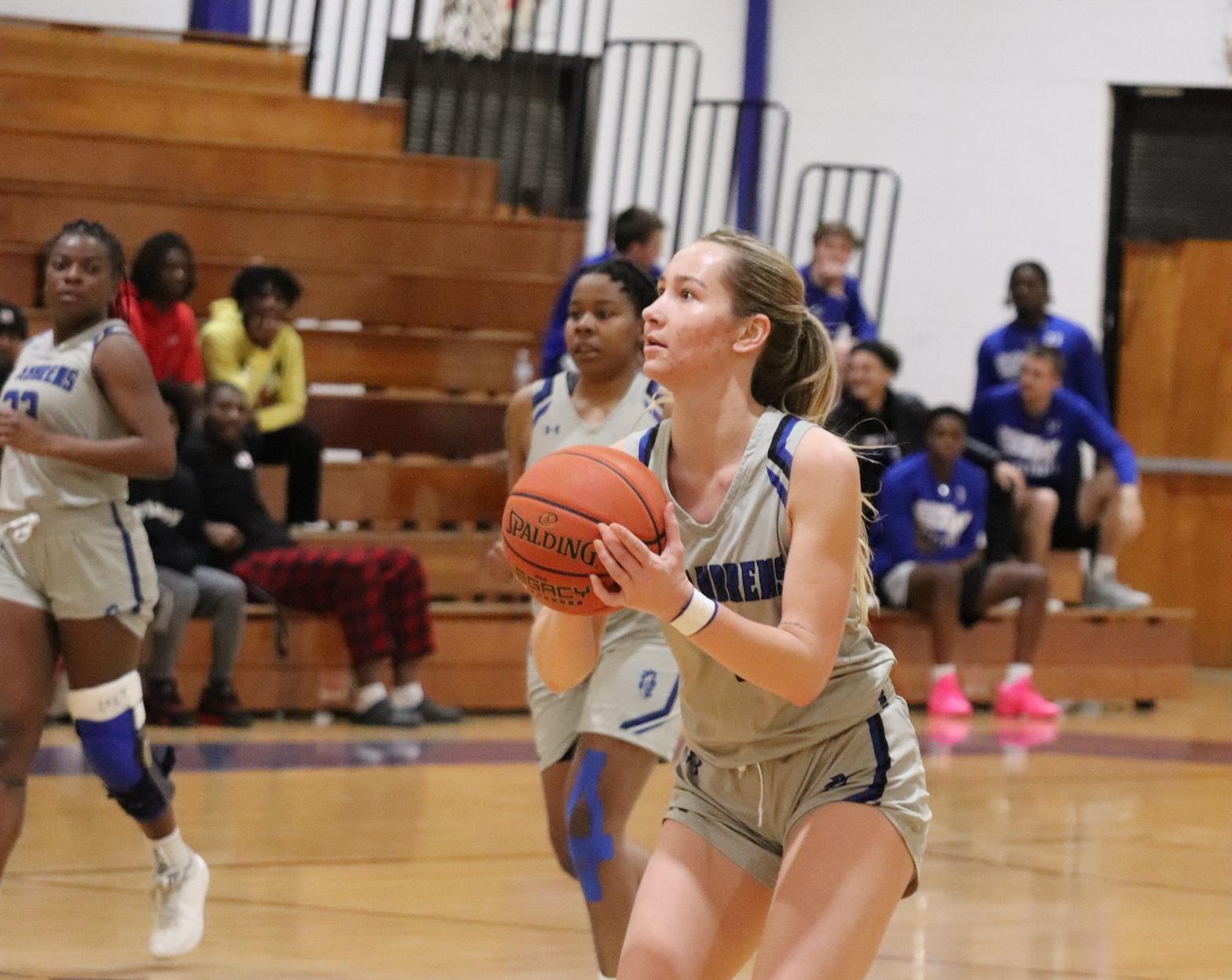 Women's basketball records second win in a row with win over Tennessee Wesleyan
